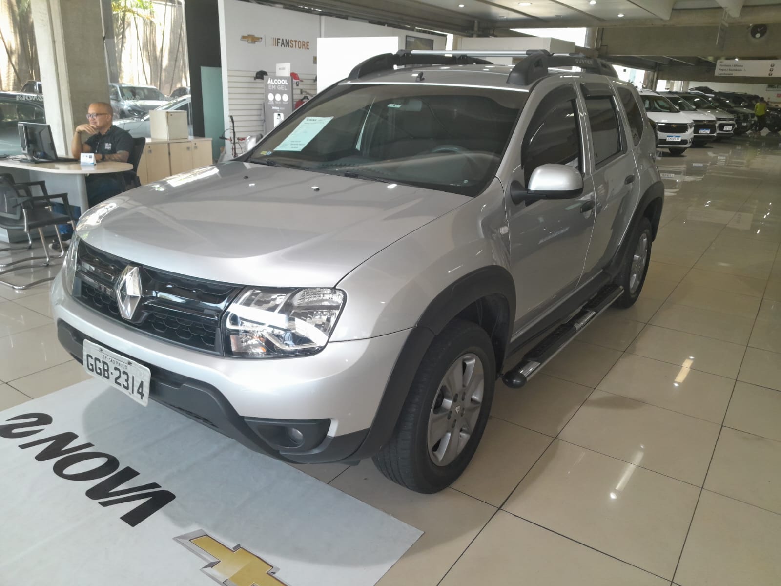 Imagem do carro RENAULT DUSTER